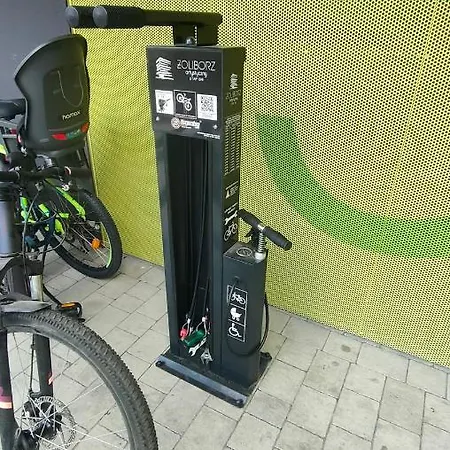 First -- Zoliborz 3 Lägenhet
